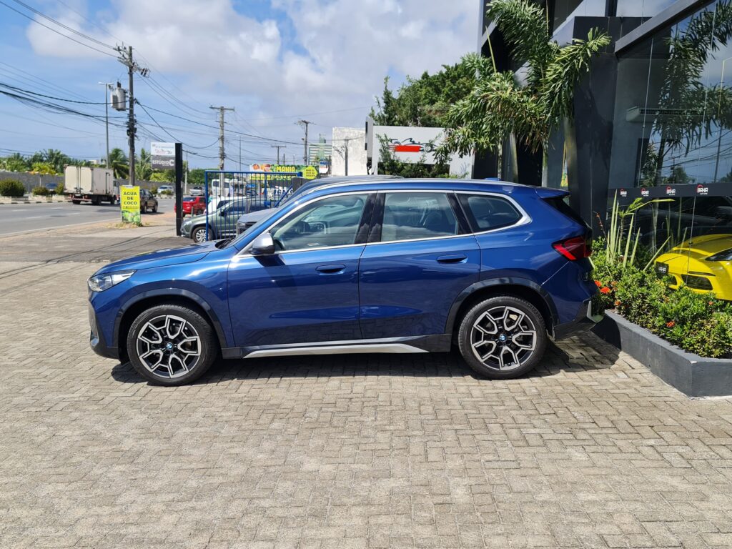 Nova BMW X1 2023 (6)